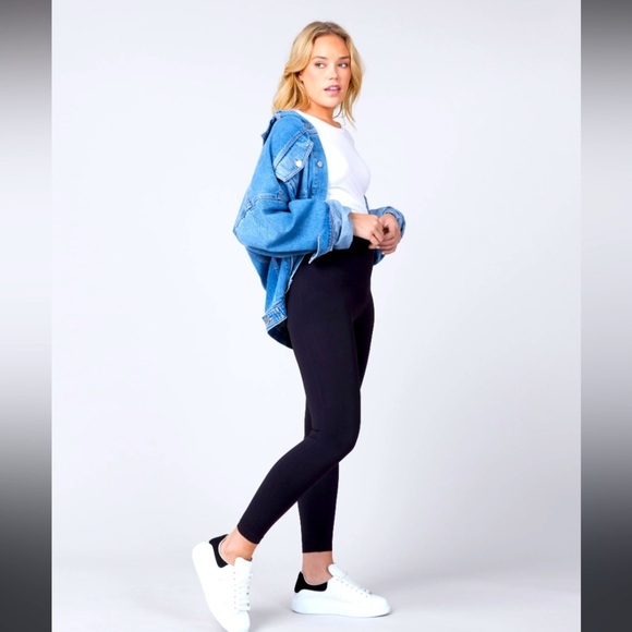 Spanx Black Pull On Skinny Pull On Leggings Size Medium. - Picture 1 of 5